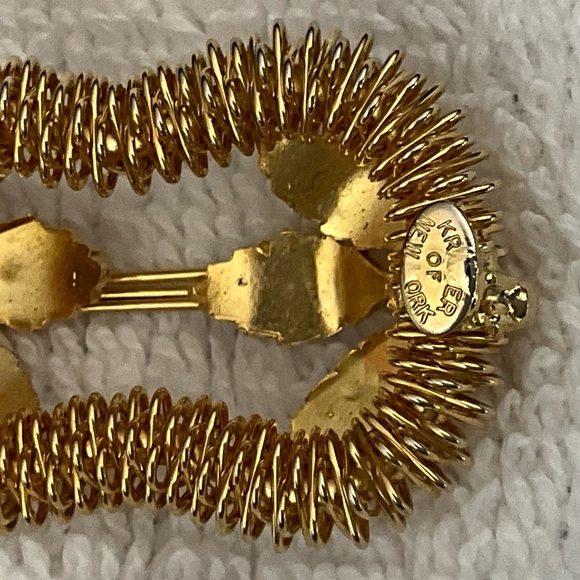 Kramer of New. York Guitar Pin Brooch Gold-Tone Metal & Clear Shiny Bead Vintage - Picture 9 of 14